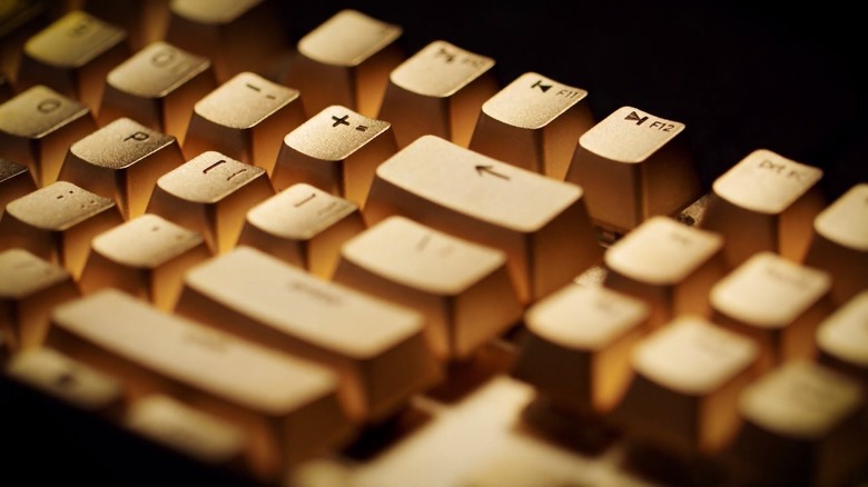 ADATA Golden Summoner